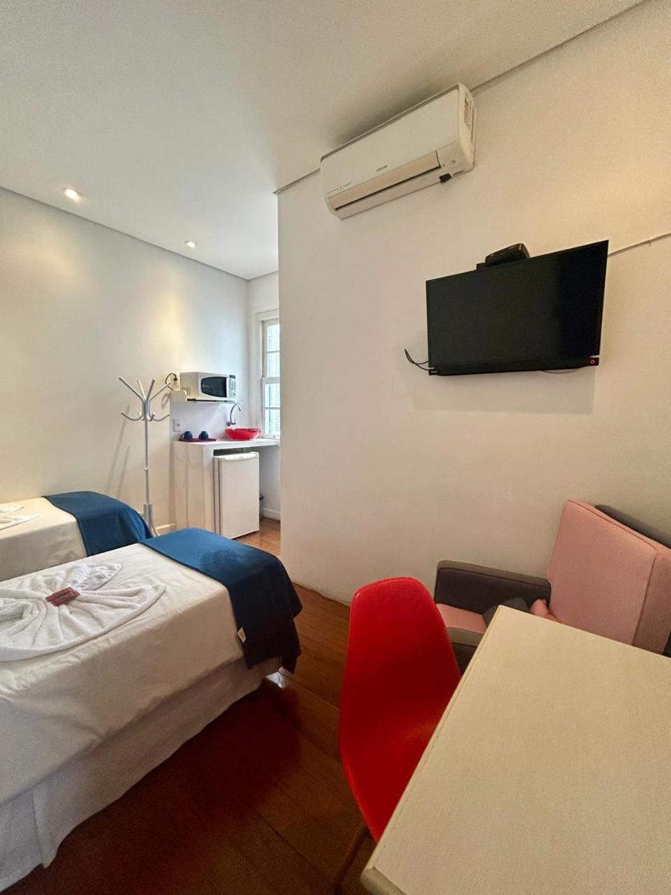 Pousada E Hostel Sao Paulo Comfort - Bairro Pinheiros, Proximo Hospital Das Clinicas E Incor, Oscar Freire, Av Paulista, Allianz, Vila Madalena E Facil Acesso Ao Ibirapuera E Morumbi 外观 照片