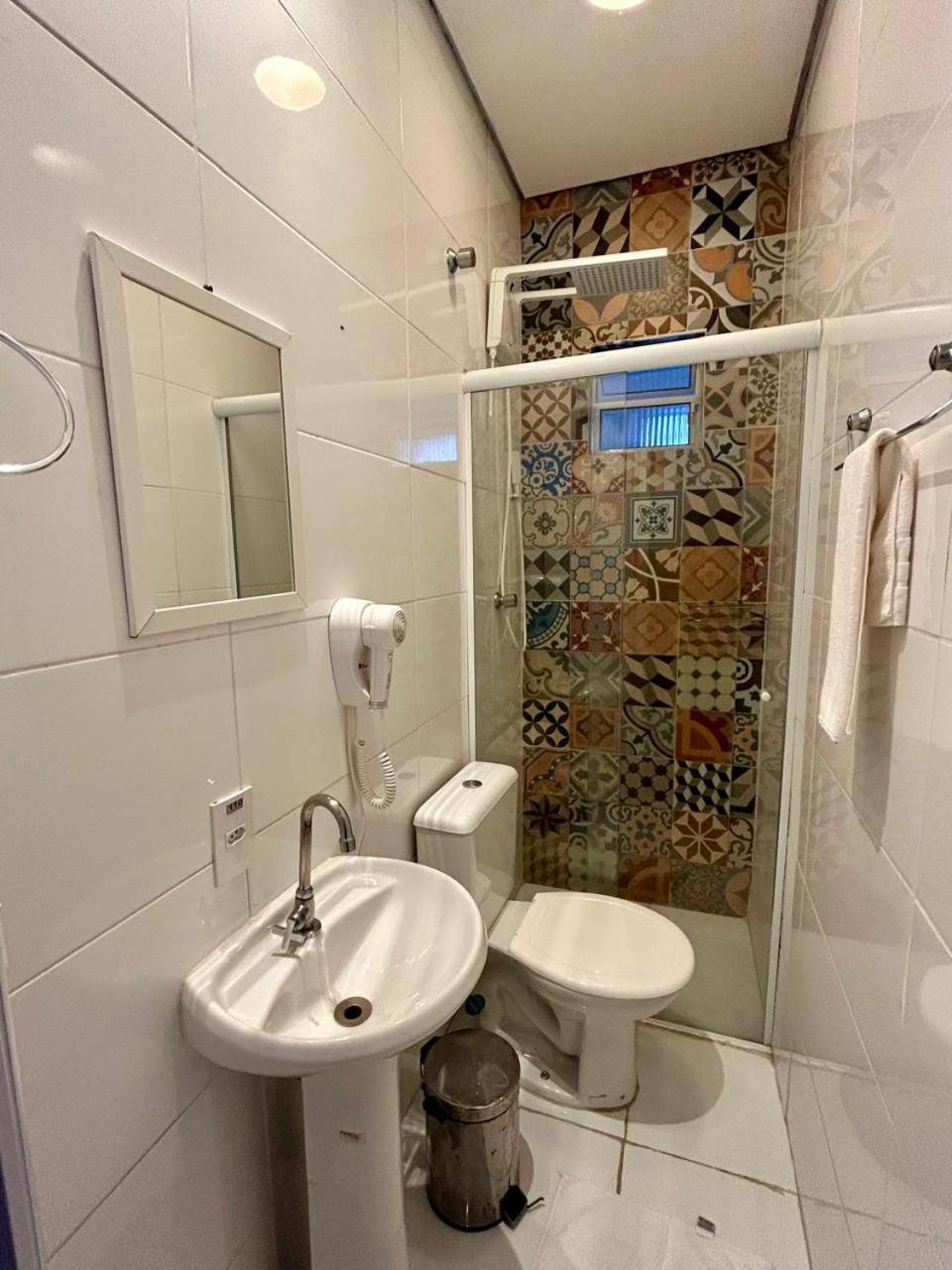 Pousada E Hostel Sao Paulo Comfort - Bairro Pinheiros, Proximo Hospital Das Clinicas E Incor, Oscar Freire, Av Paulista, Allianz, Vila Madalena E Facil Acesso Ao Ibirapuera E Morumbi 外观 照片