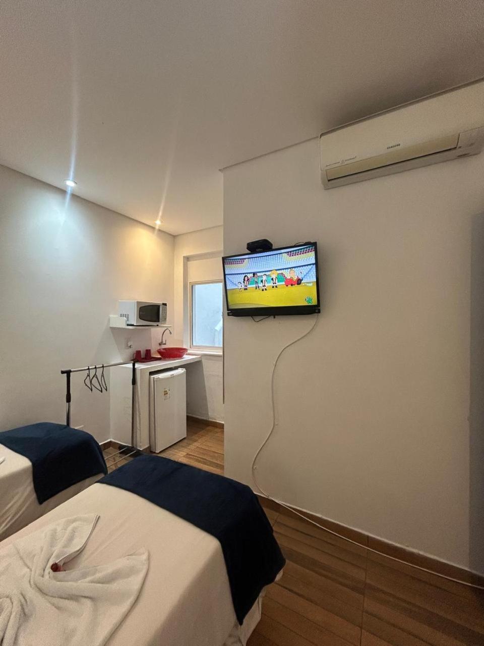 Pousada E Hostel Sao Paulo Comfort - Bairro Pinheiros, Proximo Hospital Das Clinicas E Incor, Oscar Freire, Av Paulista, Allianz, Vila Madalena E Facil Acesso Ao Ibirapuera E Morumbi 外观 照片